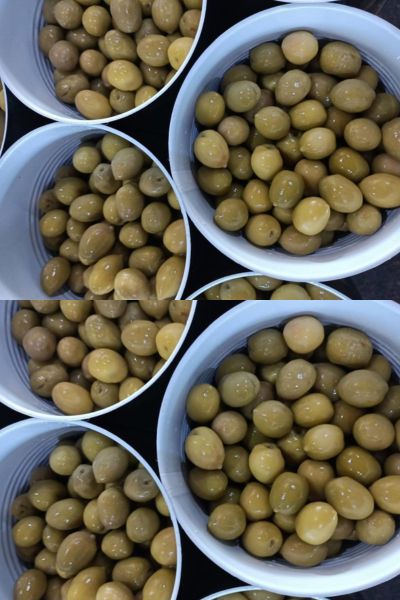 Green Olives (Pitted)